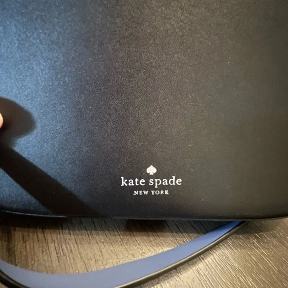 kate spade leather crossbody bag 💙🖤 - Picture 6 of 7